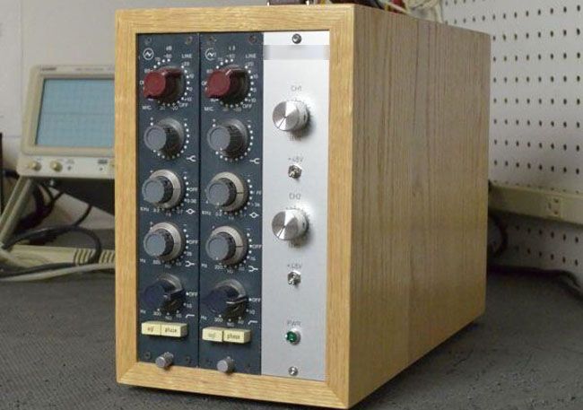 Neve 1073.jpg Neve 1073.jpg